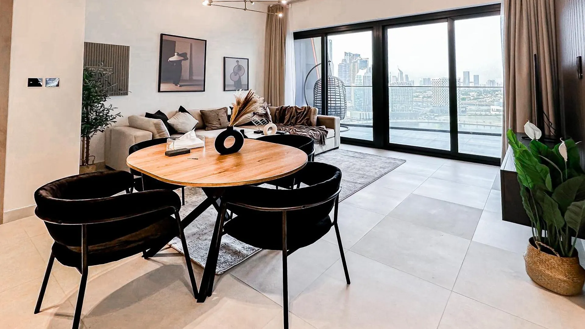Skyline Oasis - Business Bay With Burj Khalifa Vie Apartment Dubai