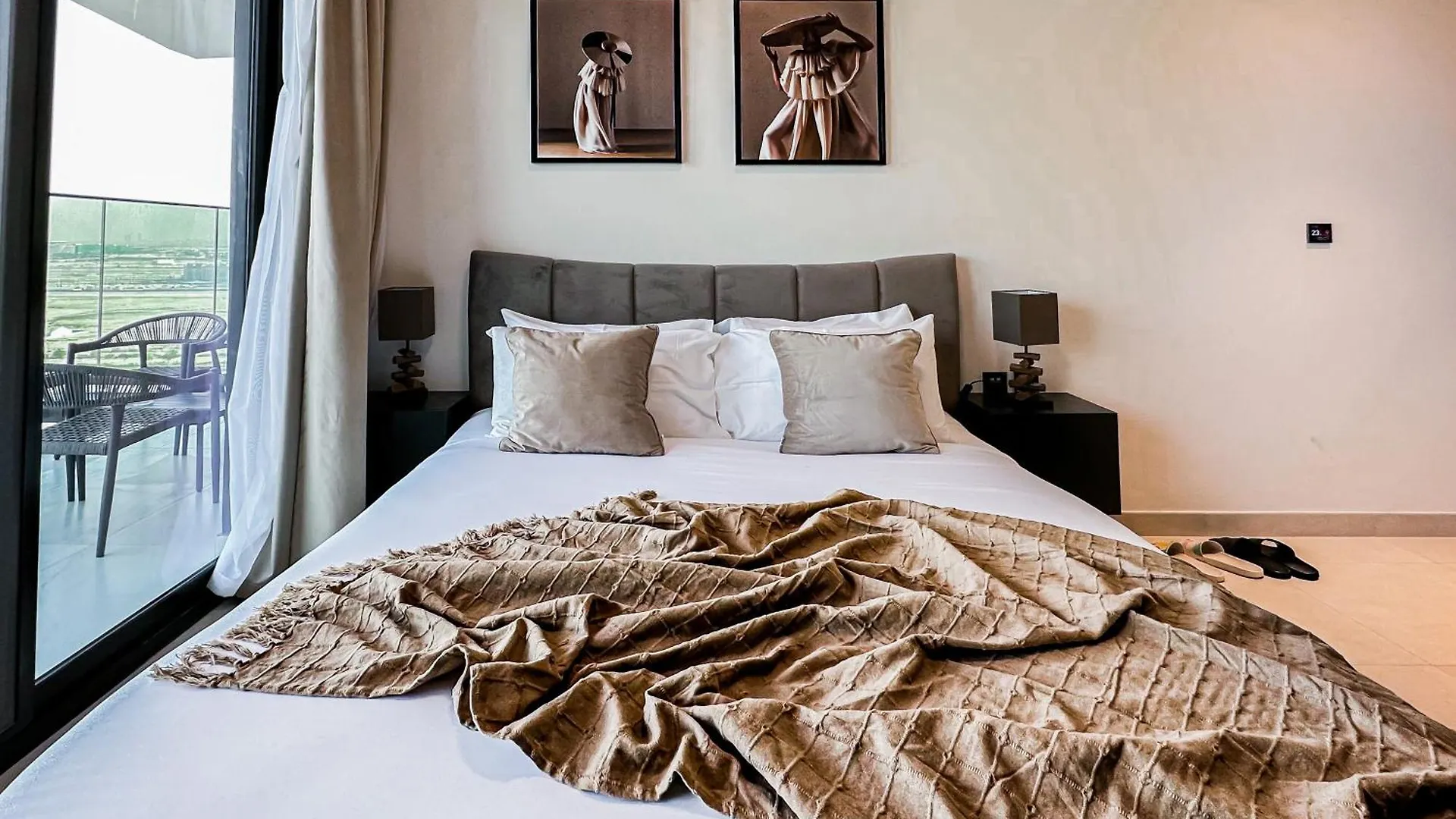 Skyline Oasis - Business Bay With Burj Khalifa Vie Apartment Dubai