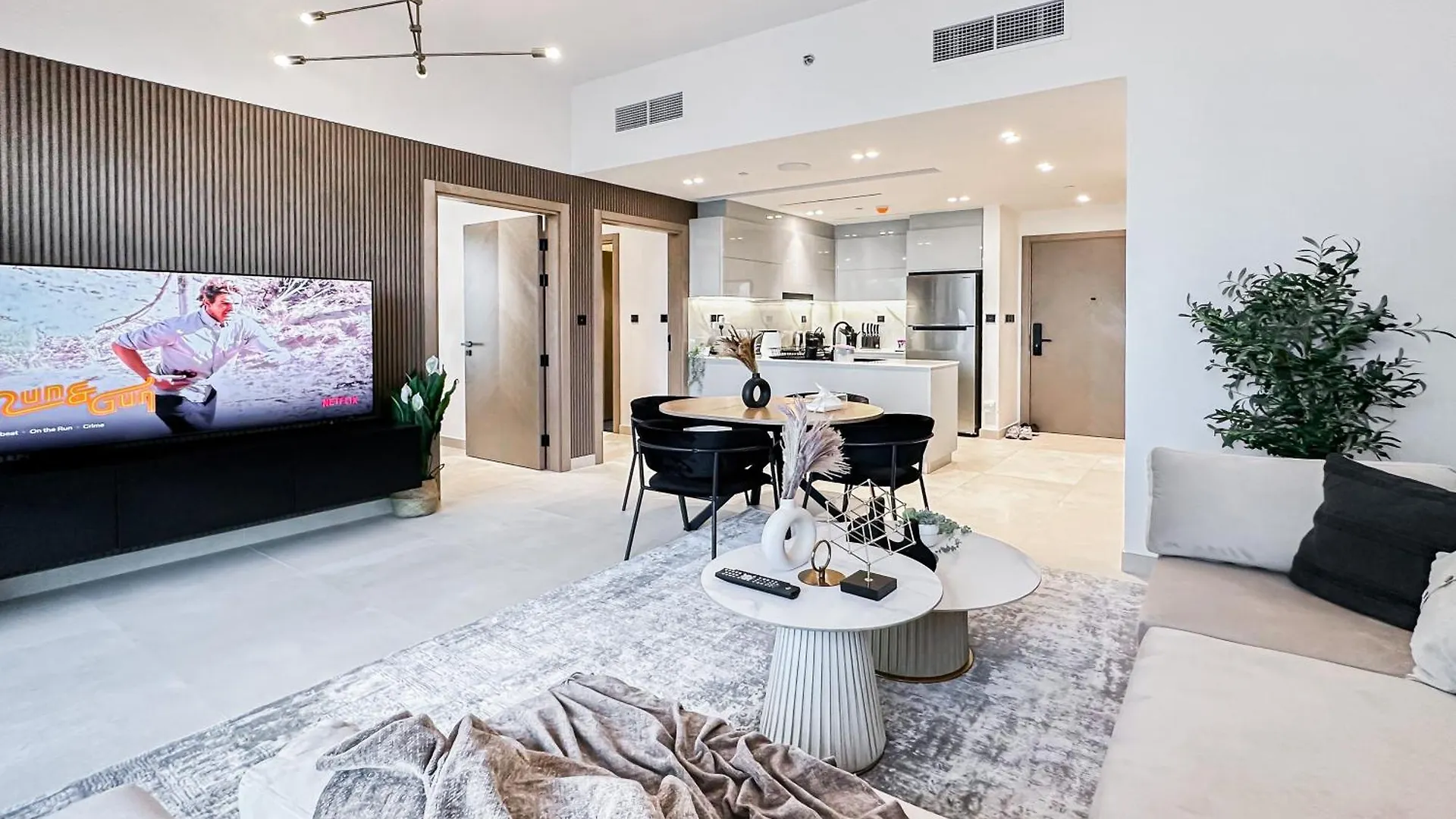 Skyline Oasis - Business Bay With Burj Khalifa Vie Apartment Dubai 0*,  United Arab Emirates