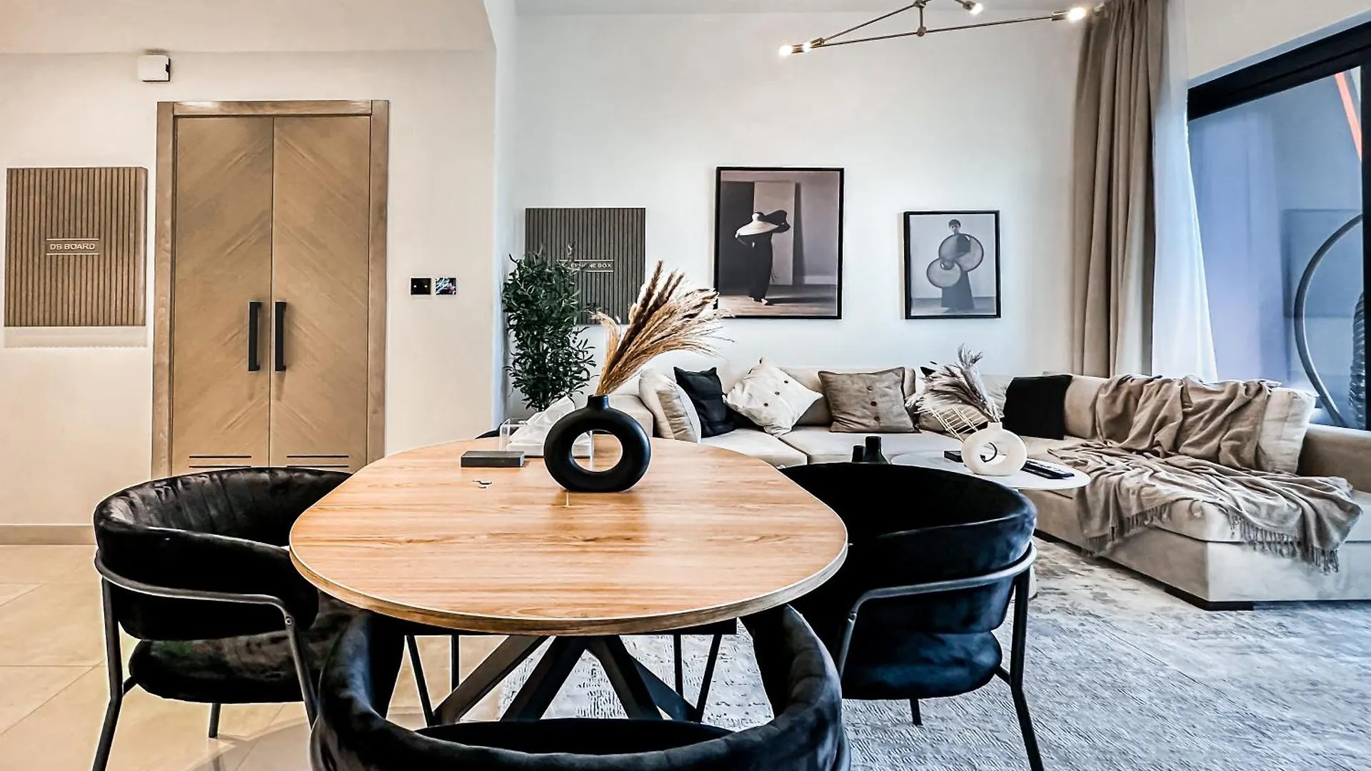 Skyline Oasis - Business Bay With Burj Khalifa Vie Apartment Dubai 0*,  United Arab Emirates