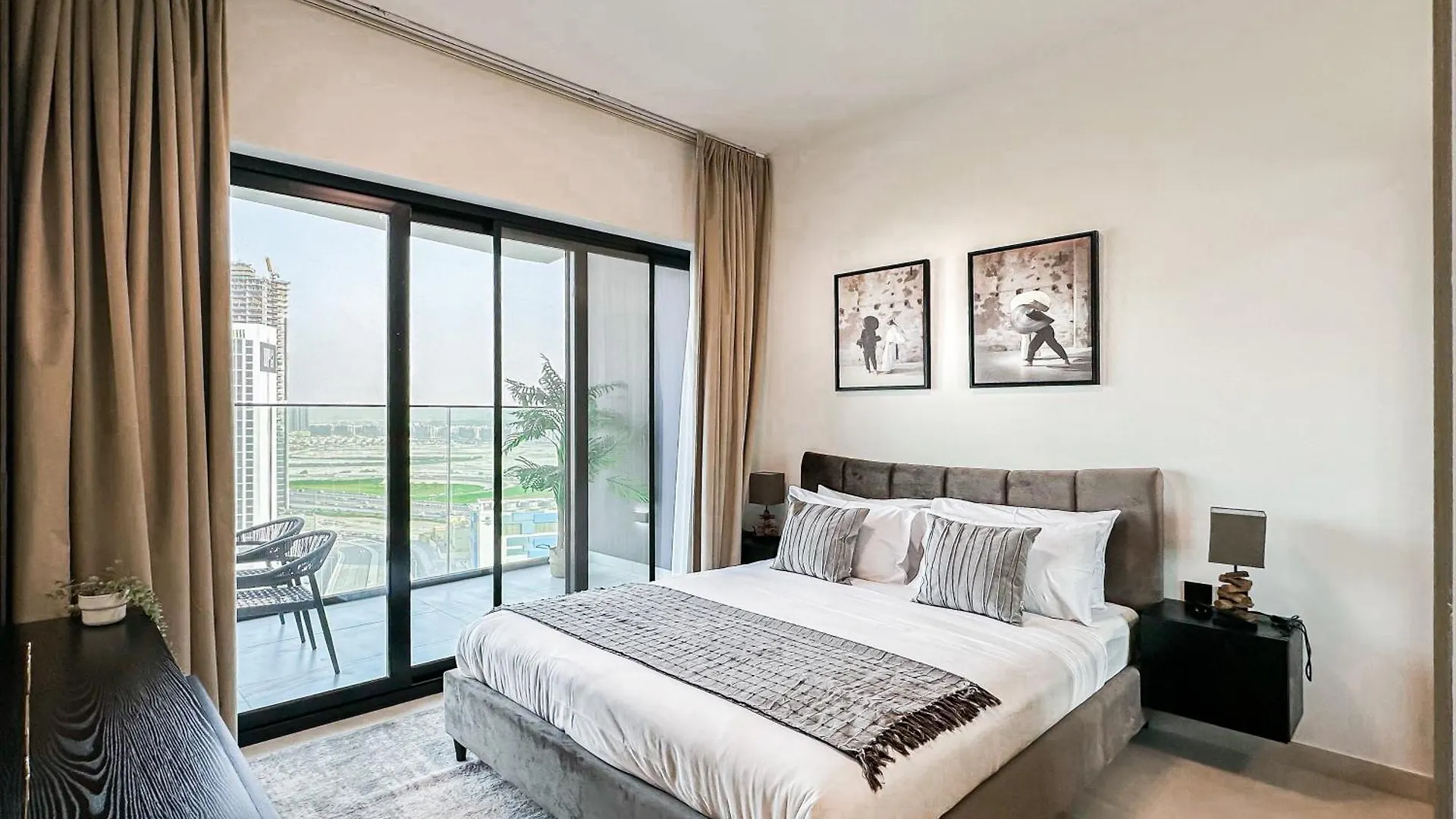 Skyline Oasis - Business Bay With Burj Khalifa Vie Apartment Dubai